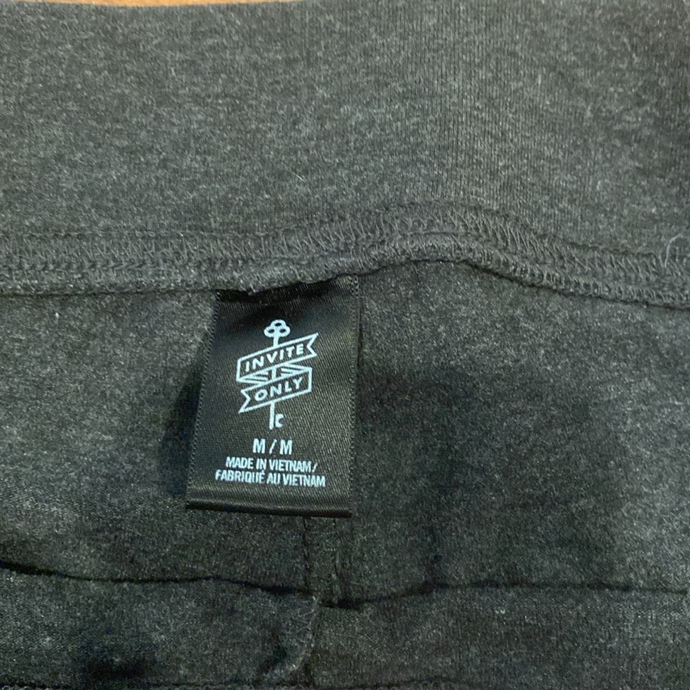 Invite Only pants - M - Picture 4 of 4